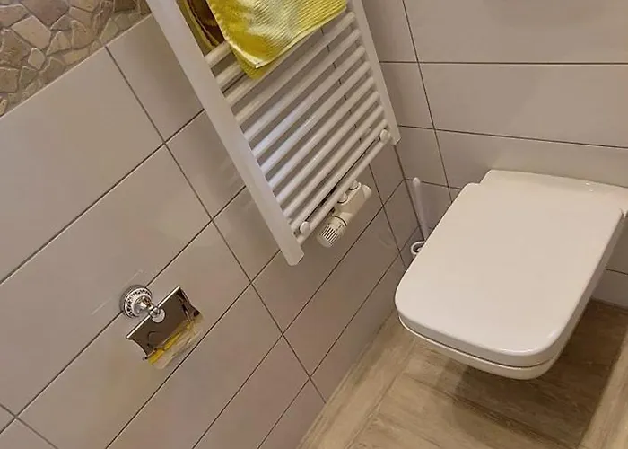 Bed & Breakfast Gaestehaus Koehler 3*